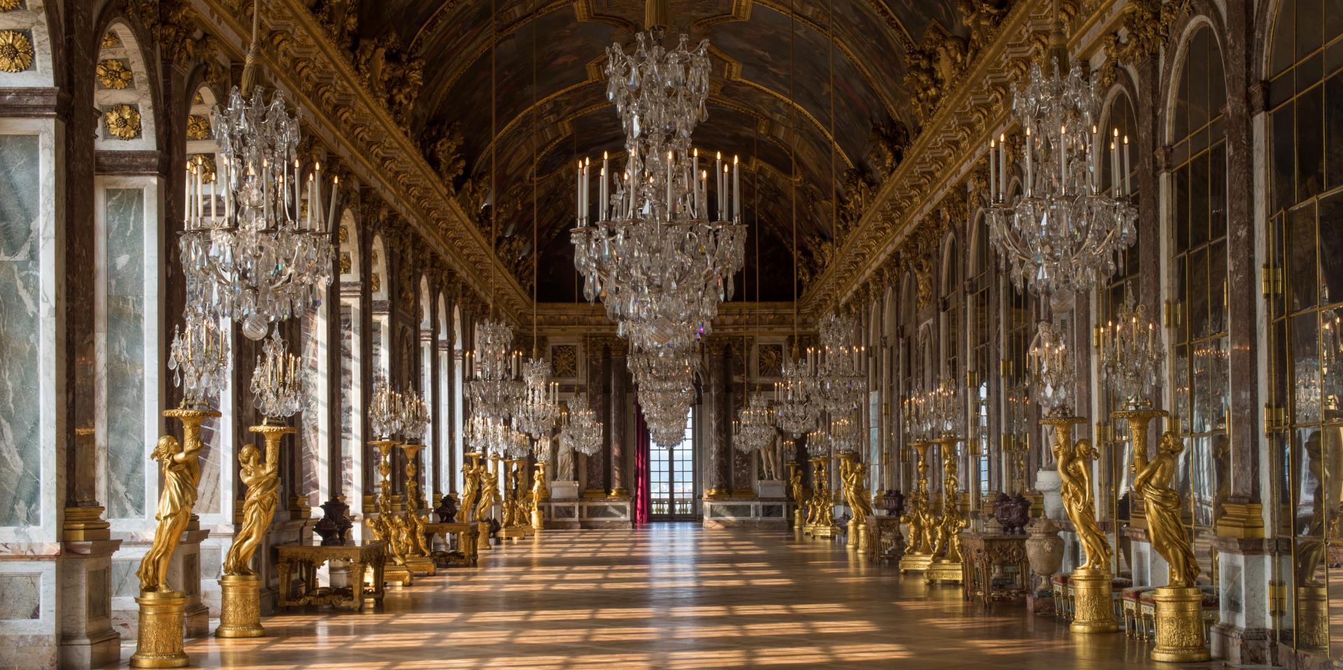 The Hall of Mirror